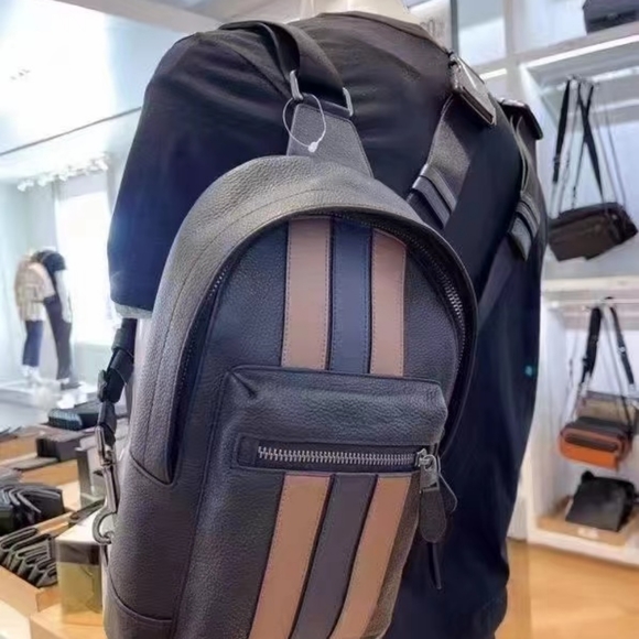 NWT 100% authentic COACH West Pack Varsity Leather Unisex Crossbody - Picture 7 of 8